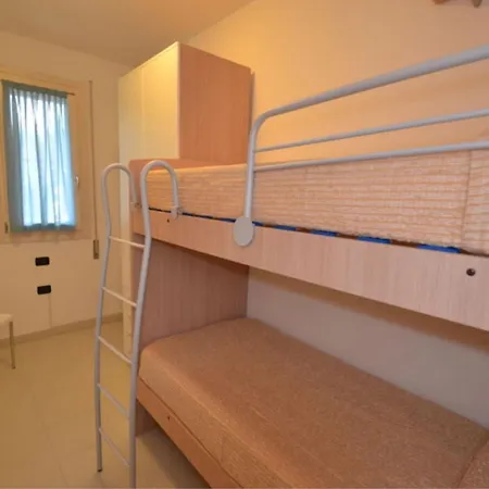 Daniele A Pochi Passi Dal Centro E Dalla Rosolina Mare