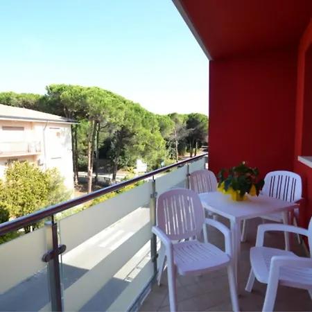 Daniele A Pochi Passi Dal Centro E Dalla Villa Rosolina Mare