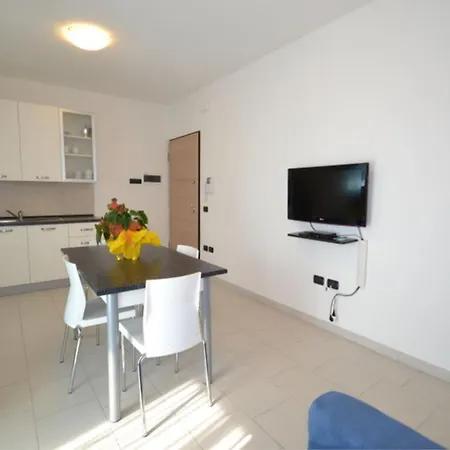 Daniele רוסולינה מארה